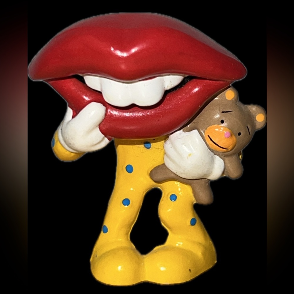 👄1989 Tang Trio Hot Lips PVC Hardee's DQ Promo Applause Pajamas Teddy Bear VTG